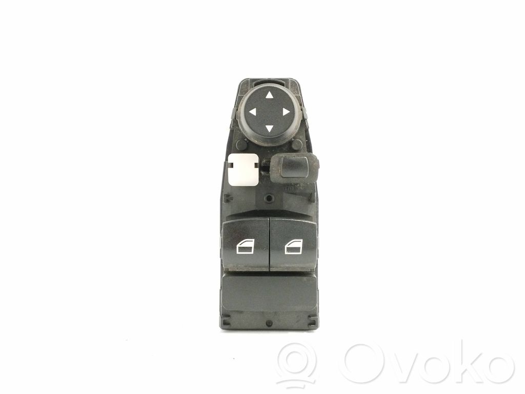 Electric window control switch   9226264