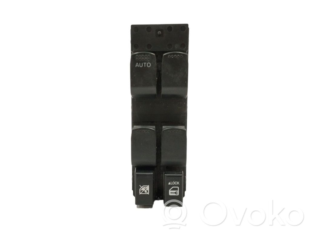 Electric window control switch   64J20