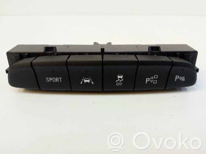 Opel Astra K Przyciski multifunkcyjne 