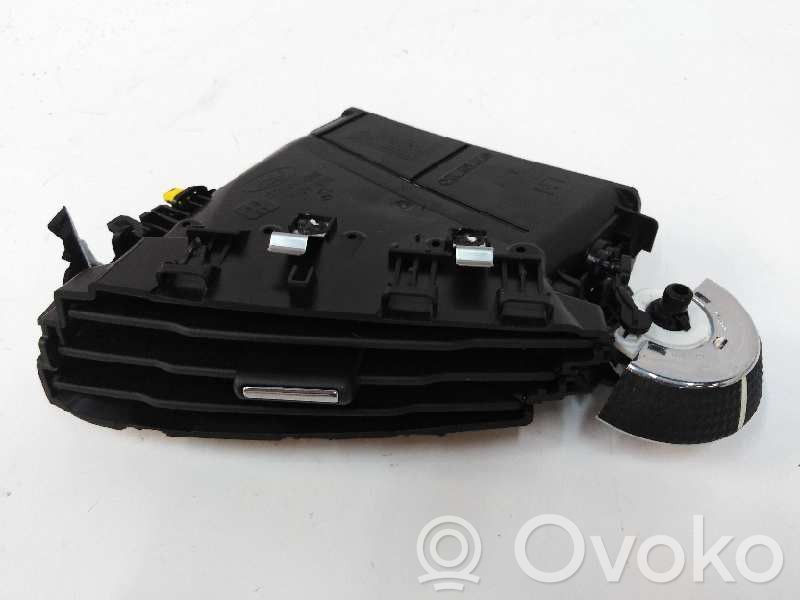Ford Focus Wlot / Kanał powietrza intercoolera 