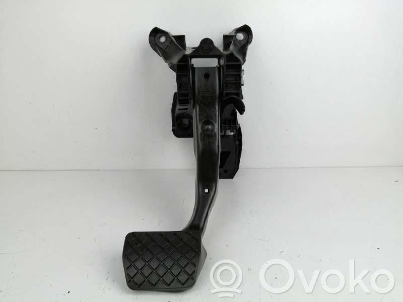 Pedal de freno   5Q1723058CC