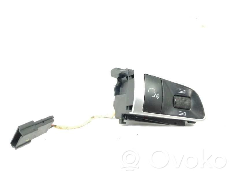 Audi A4 Allroad Boutons / interrupteurs volant 