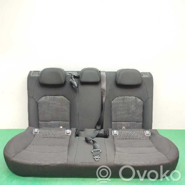 Rear seat