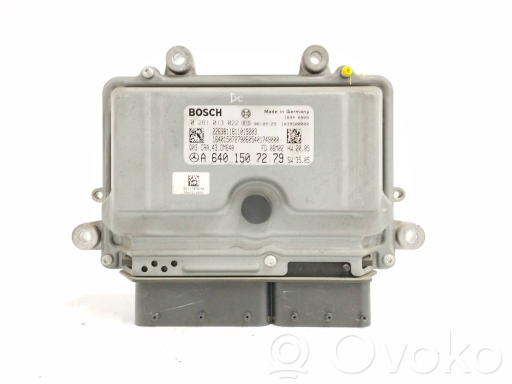 Unidad de control/módulo del motor   A6401507279,0281013022