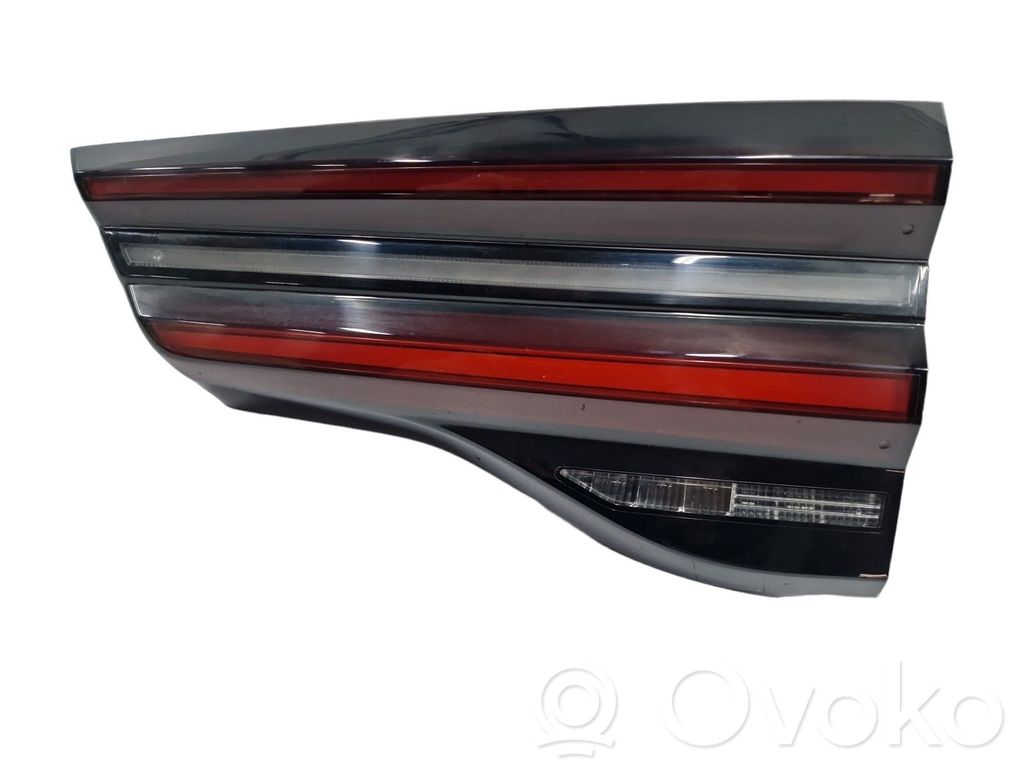 BMW X3 G01 Lampă spate în capacul portbagajului 