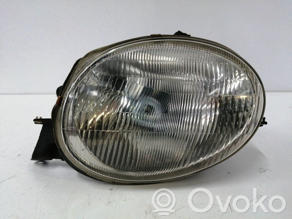 Scheinwerfer   082121183L