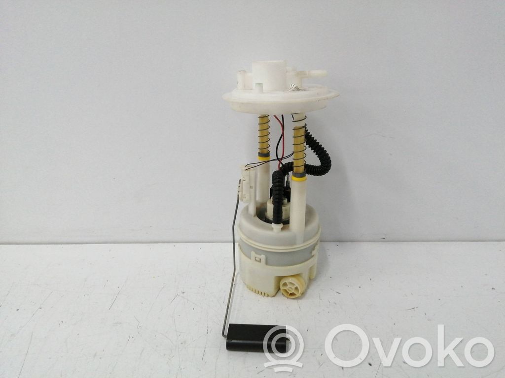 Bomba interna de combustible   705656510