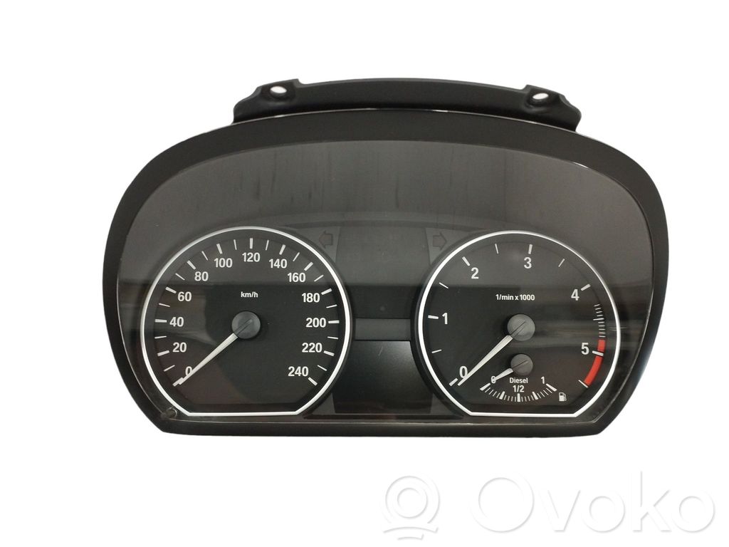 BMW 1 E81 E87 Spidometras (prietaisų skydelis) 
