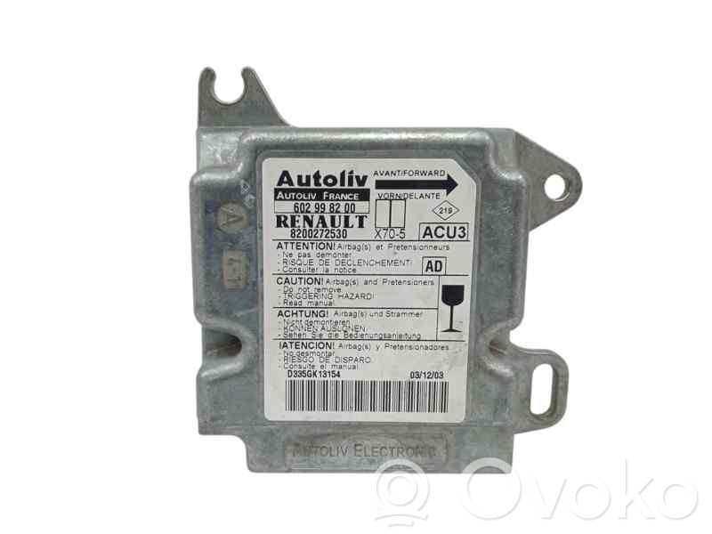 Opel Movano A Airbag control unit/module 