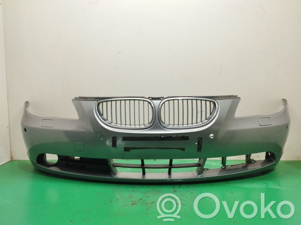 BMW 5 E60 E61 Передний бампер 