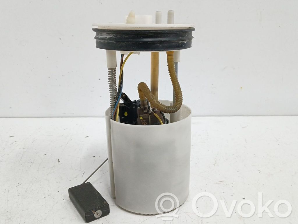 Volkswagen Polo V 6R Pompă combustibil în rezervor 