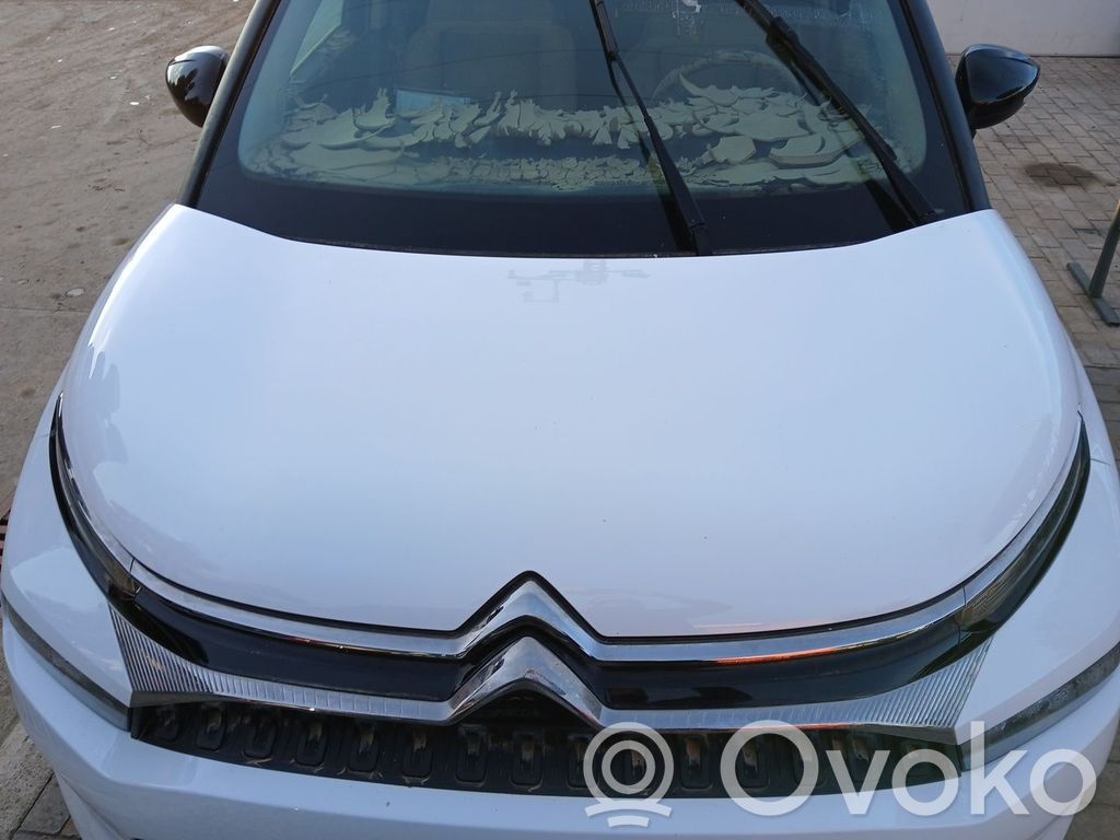 Citroen C3 Konepelti 