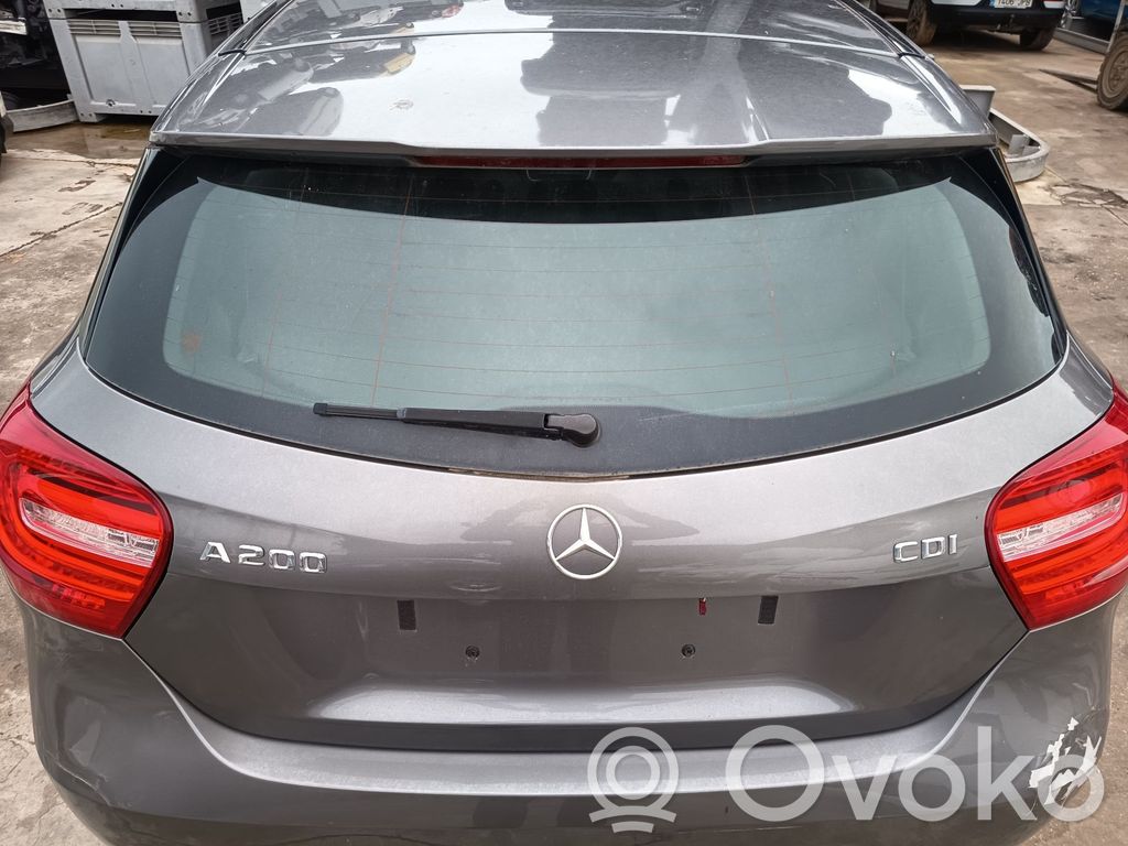 Mercedes-Benz A W176 Couvercle de coffre 