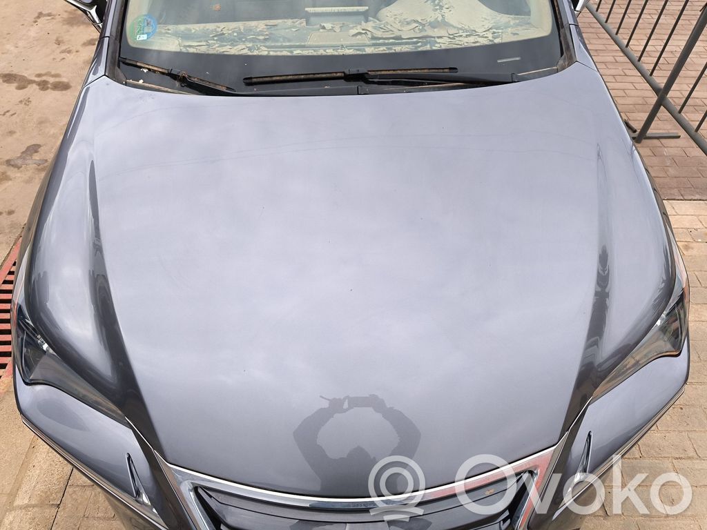 Lexus NX Konepelti 