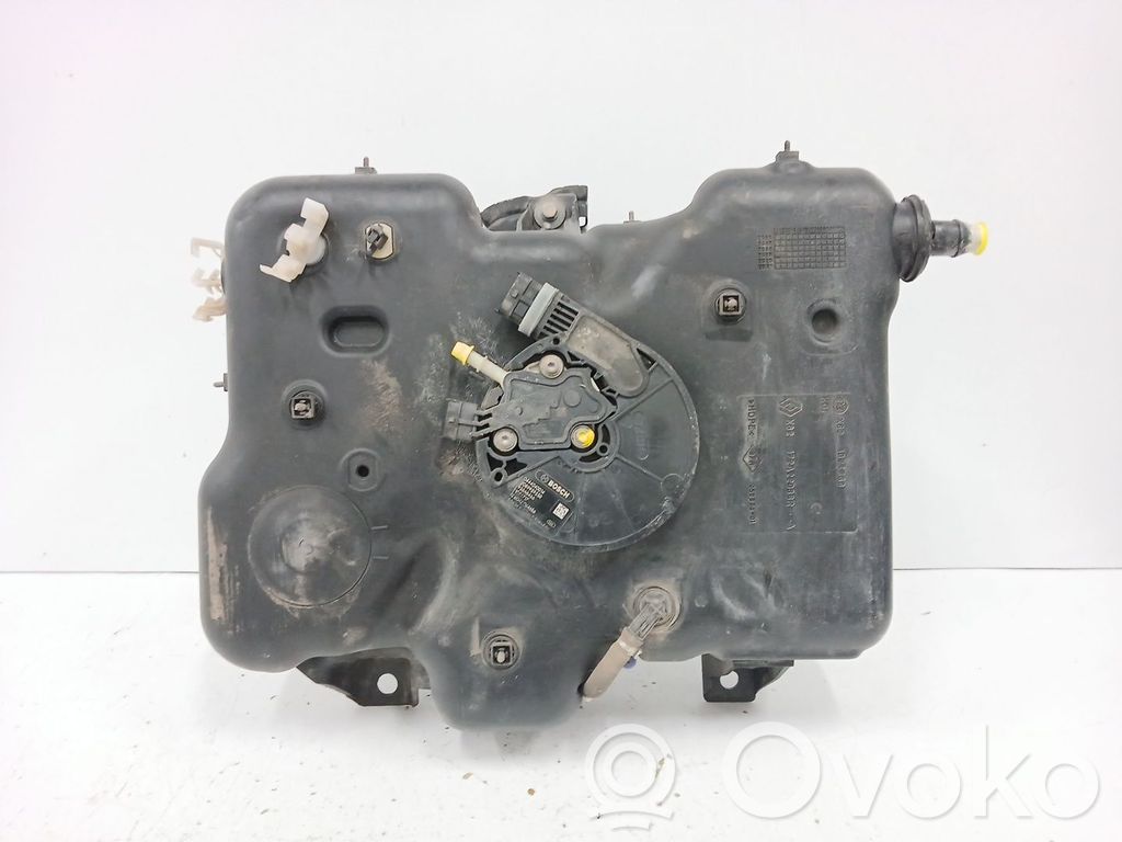 AdBlue-nestesäiliö   172A22038R,208993933R
