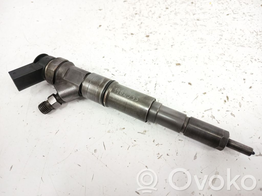 Injector combustibil   7790629,0445110149