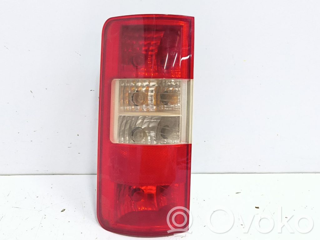 Rear/tail lights   2T1413N412AB
