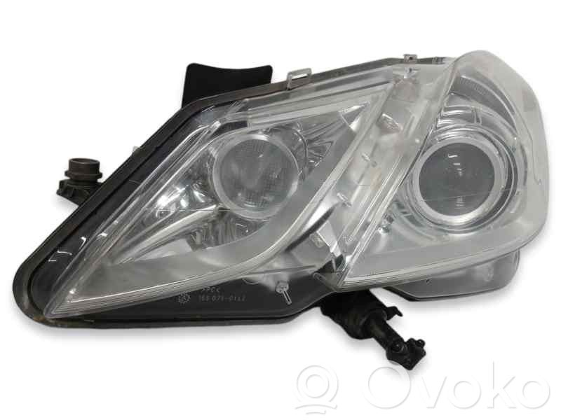 Mercedes-Benz E W212 Lampa przednia 