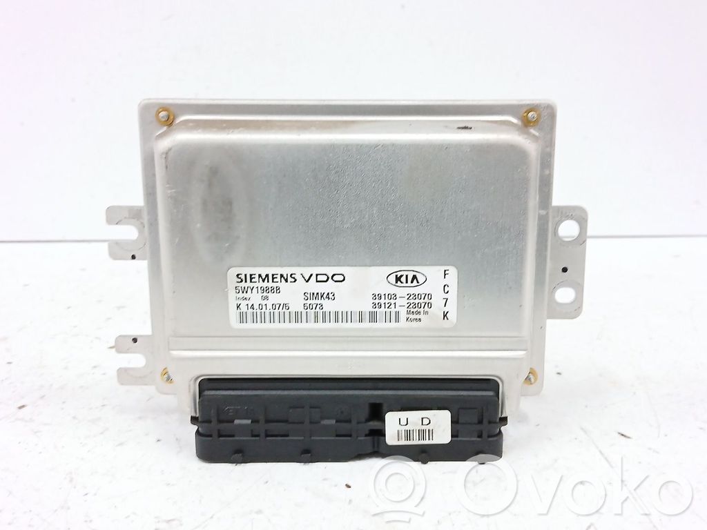 KIA Sportage Engine control unit/module 