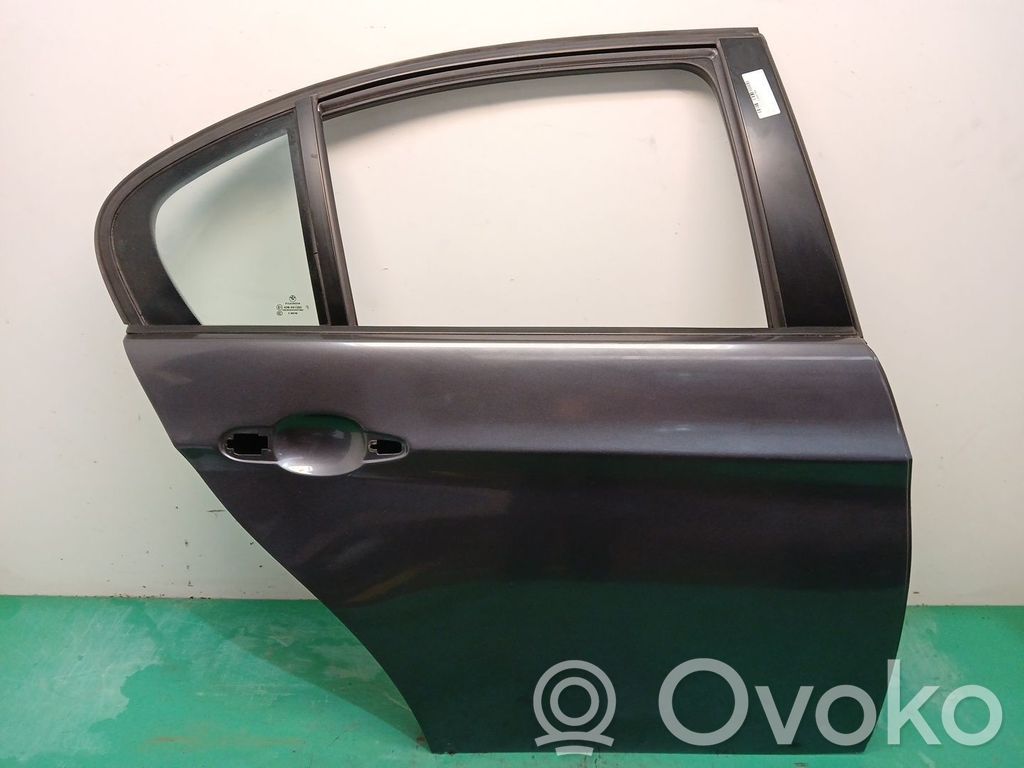 Galinės durys   41007203648