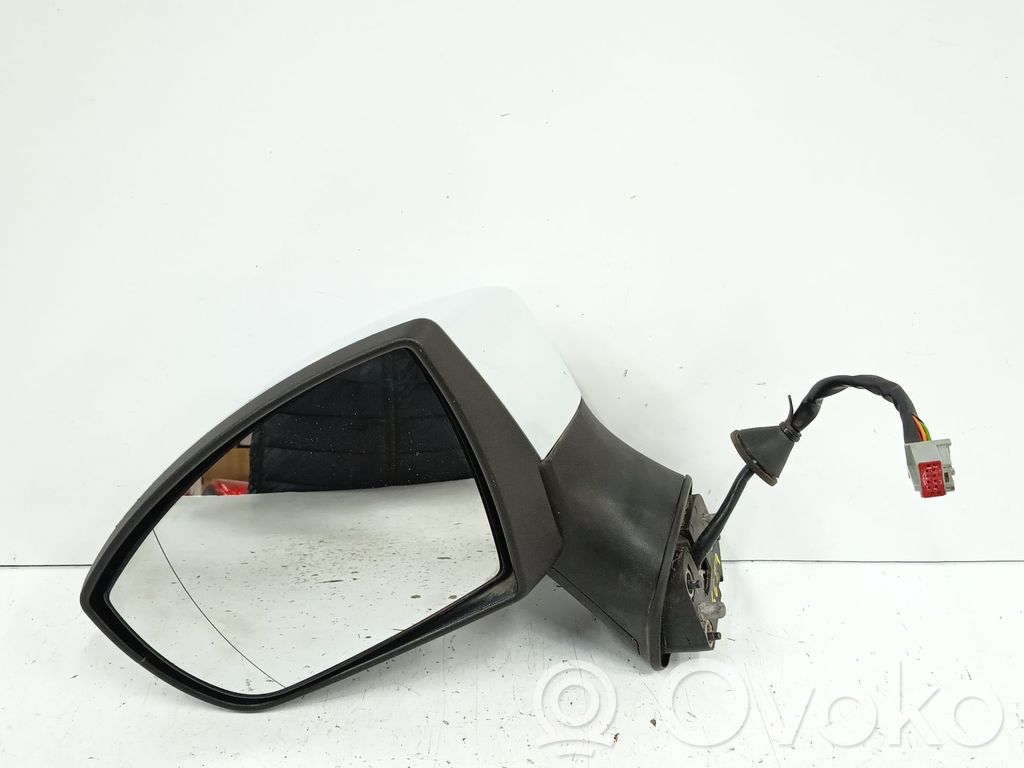 Front door electric wing mirror