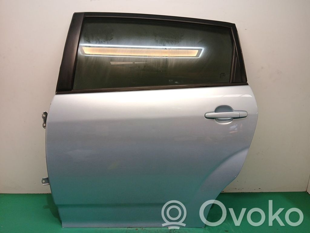 Puerta trasera   670040F010