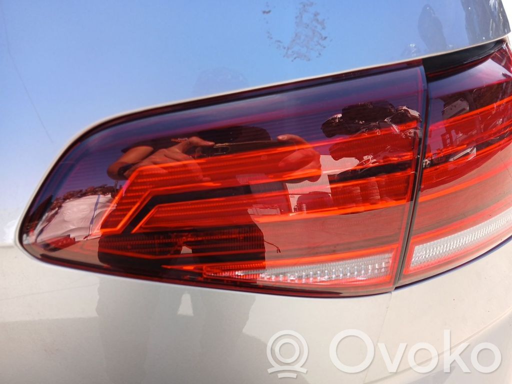 Volkswagen Golf SportWagen Luci posteriori del portellone del bagagliaio 