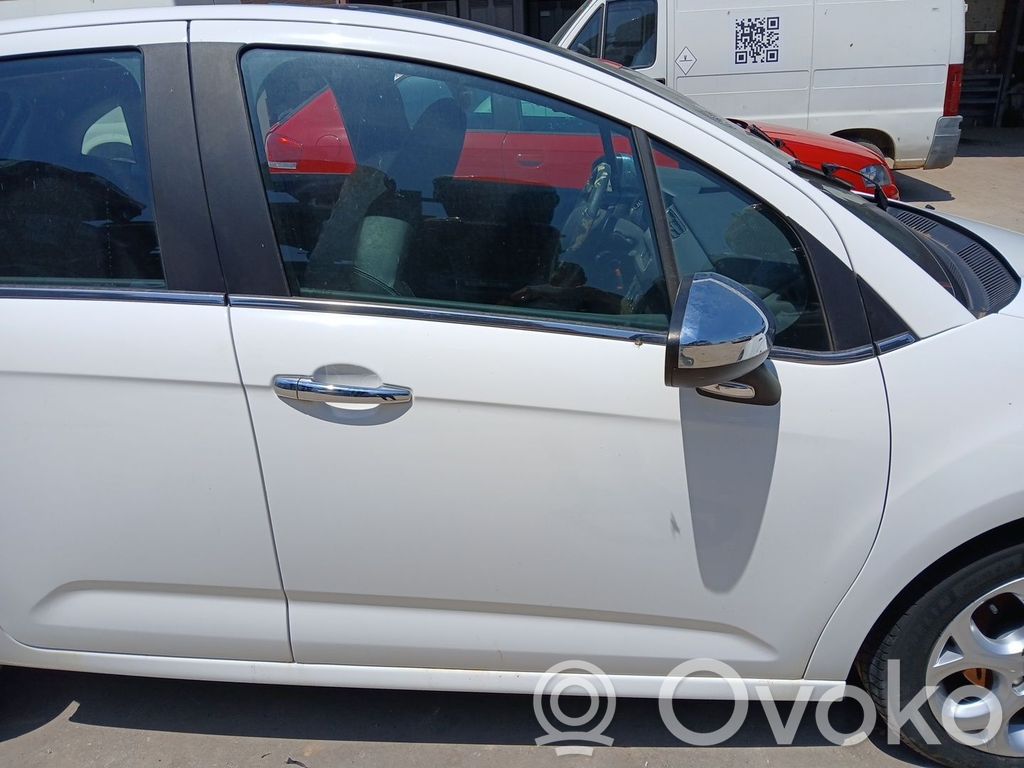 Etuovi   9004CG