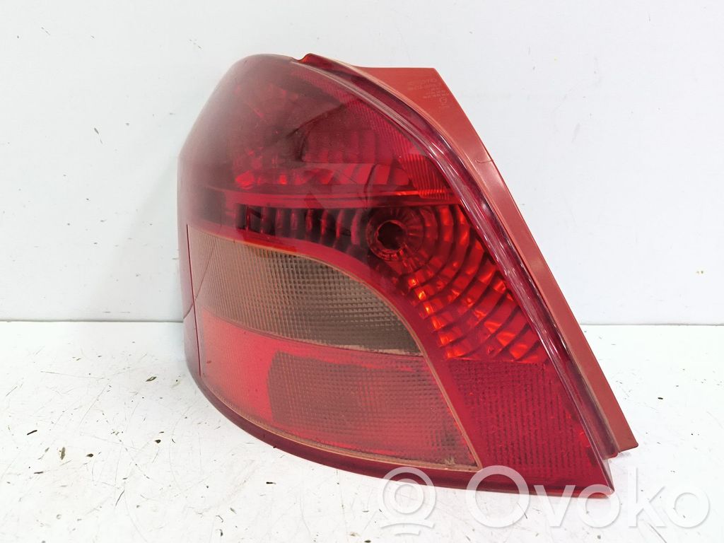 Lampa tylna