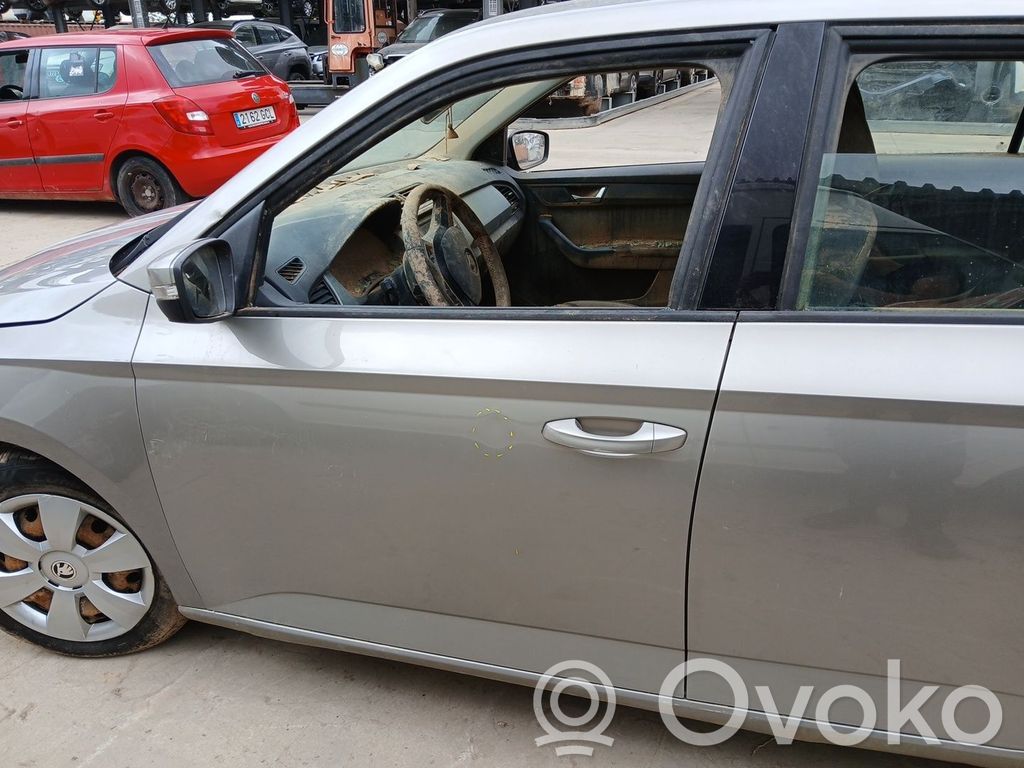 Skoda Fabia Mk3 (NJ) Porte avant