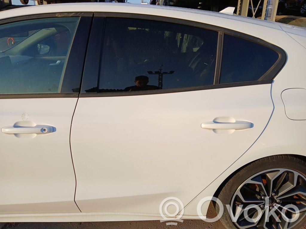 Ford Focus Galinės durys 