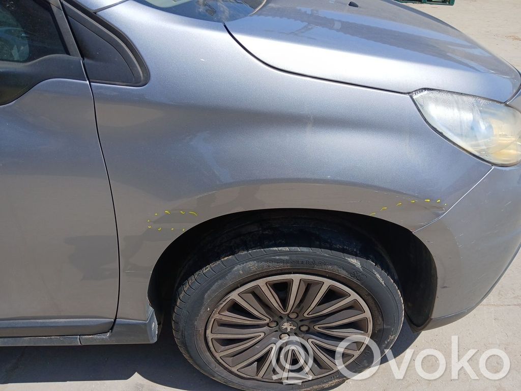 Peugeot 2008 I Aripă 