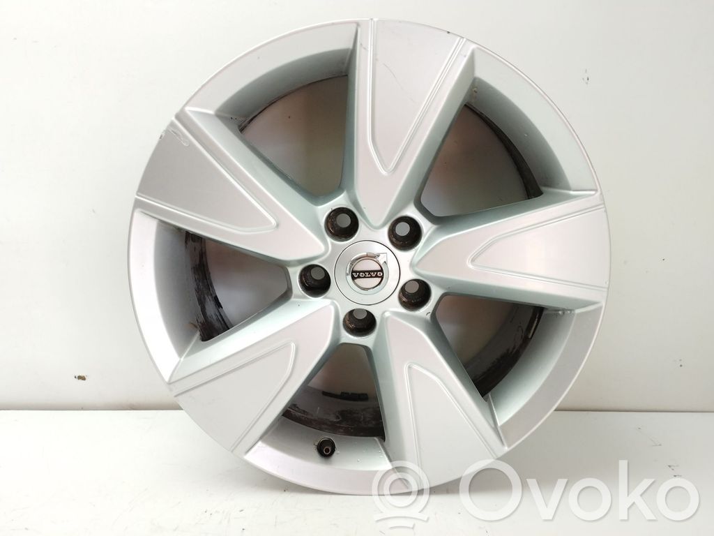 Volvo XC40 Llanta de aleación R18 