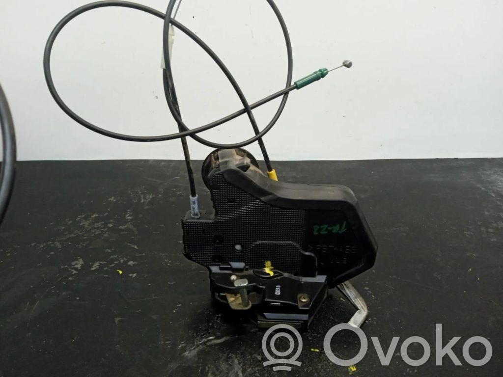 Cerradura de puerta trasera   1CDFTV,1CDFTV