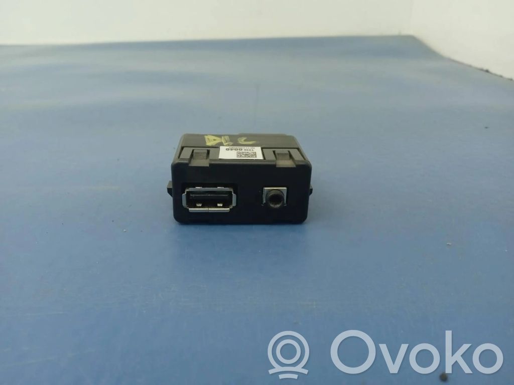 Engine control unit/module   13360040