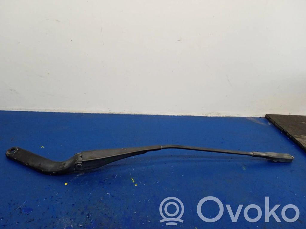 Brazo del limpiaparabrisas delantero   97201415,97201415