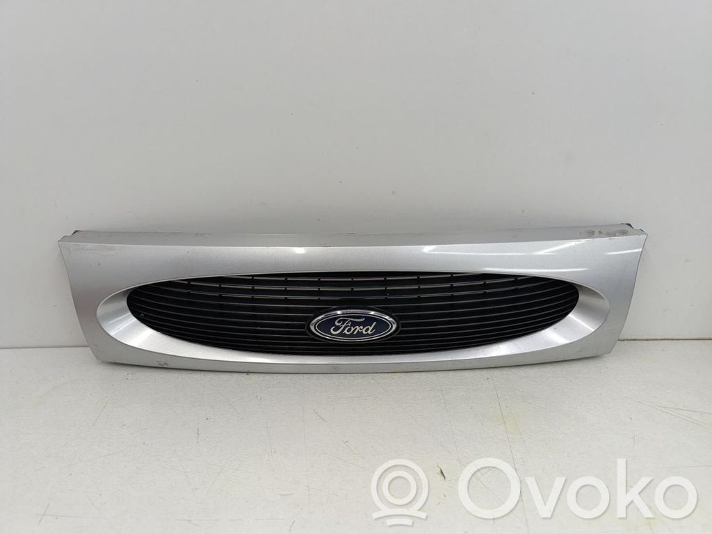 Ford Fiesta Etusäleikkö 