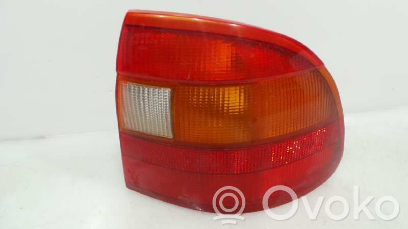 Opel Astra F Lampa tylna 
