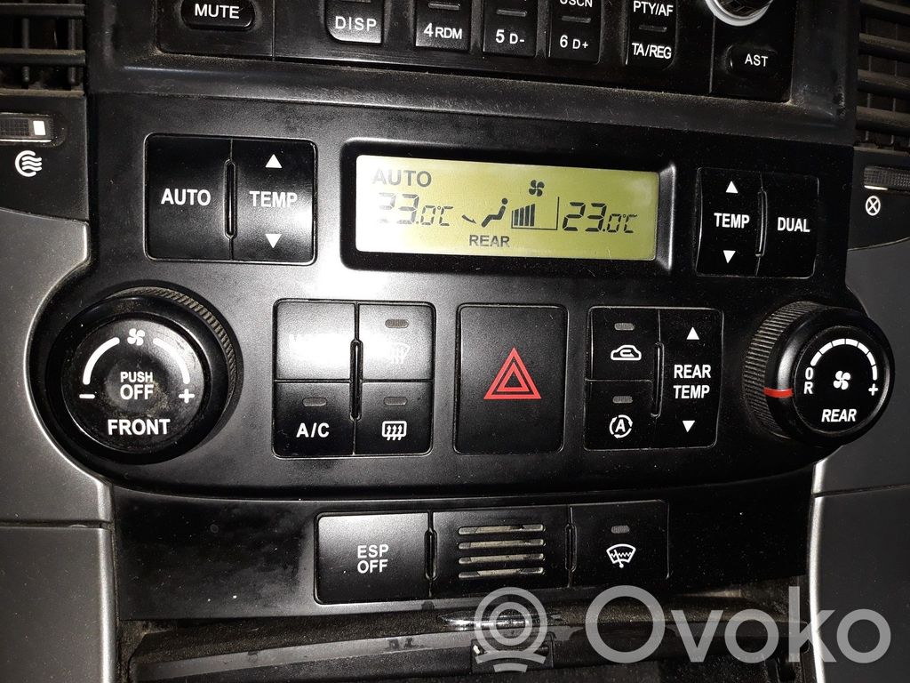 KIA Carnival Climate control unit 