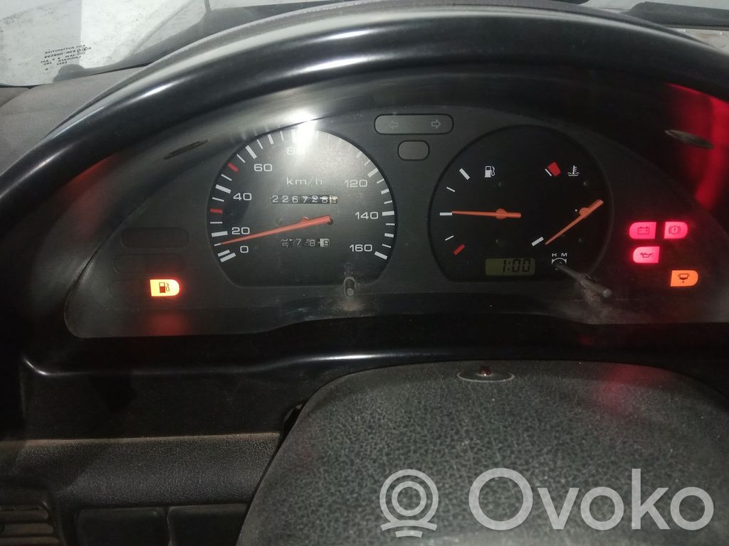 Nissan Vanette Tachimetro (quadro strumenti) 