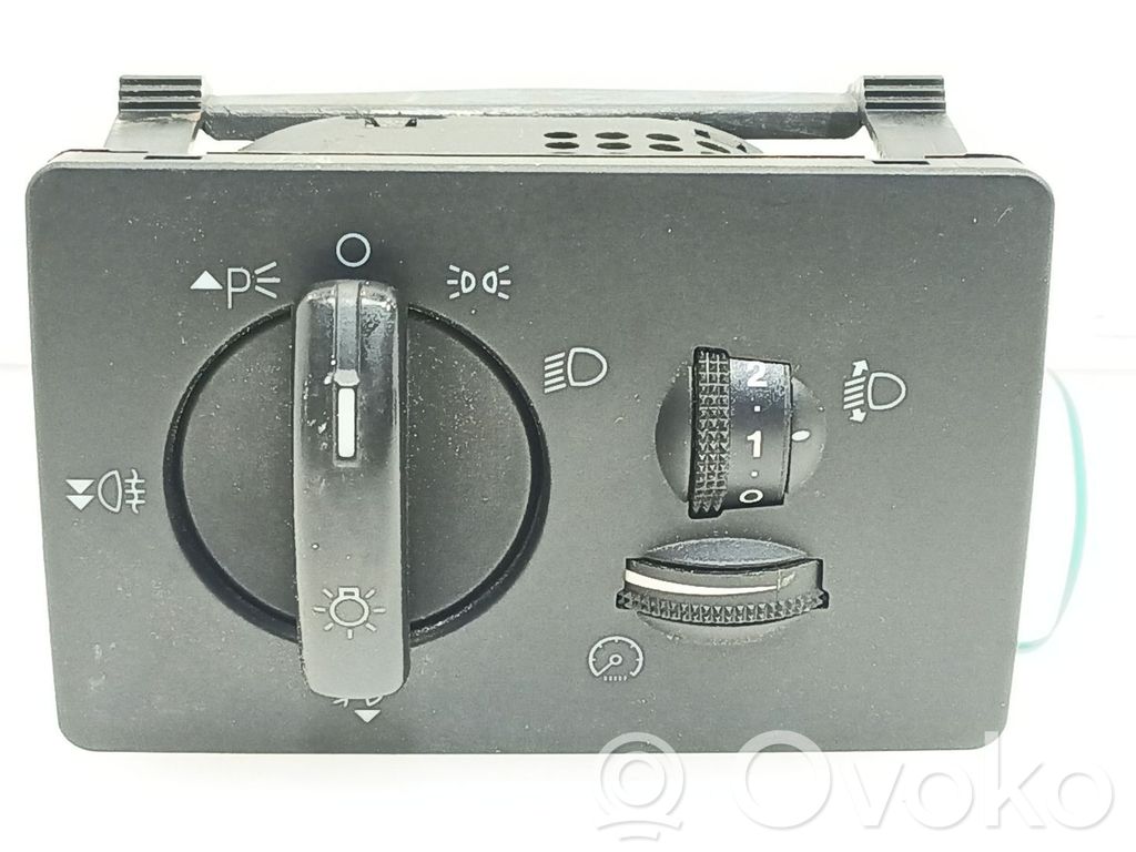 Interruptor de control del panel de luces   1471862,7M5T13A024AA