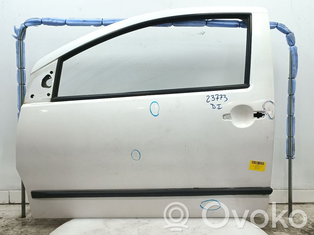 Priekinės durys   9002T1,9002T1