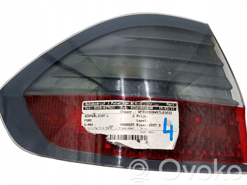 Rear/tail lights   13405,6M2113405AJ