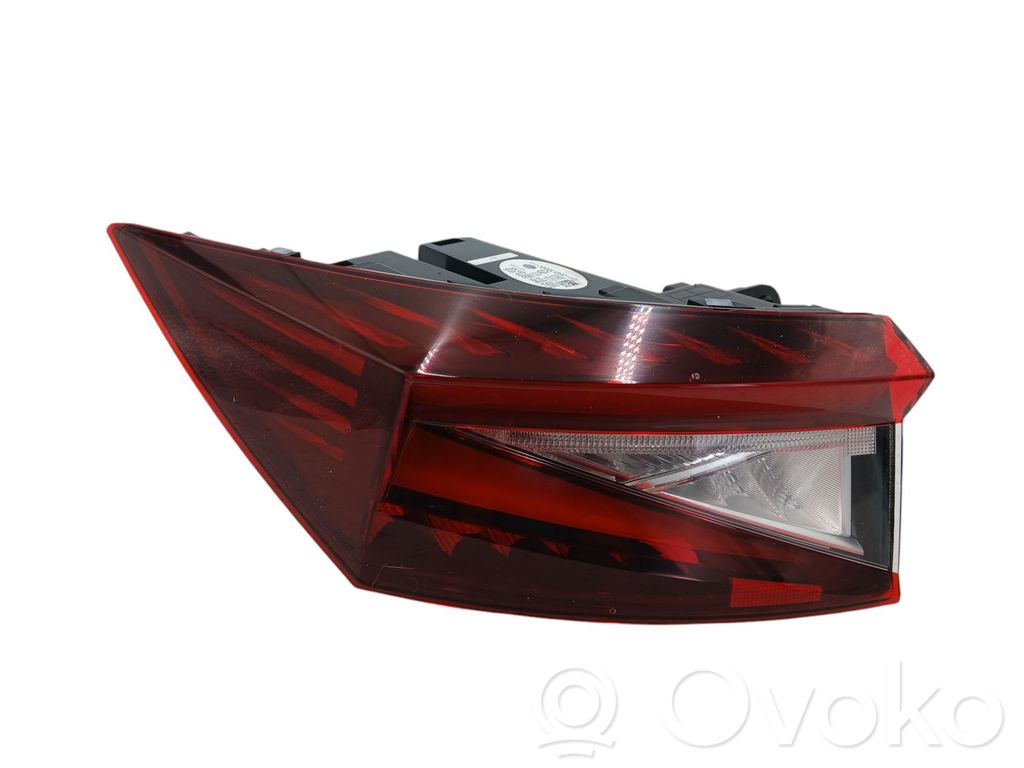 Skoda Enyaq iV Lampa tylna 