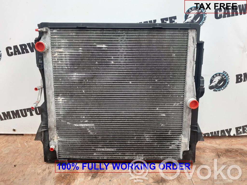 BMW X5 E70 Aušinimo skysčio radiatorius 