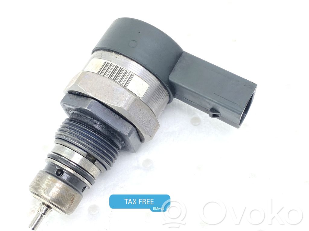 BMW 5 E60 E61 Fuel pressure regulator 