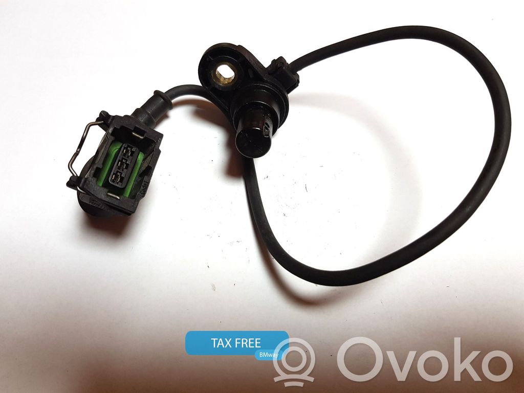 BMW 8 E31 Camshaft position sensor 