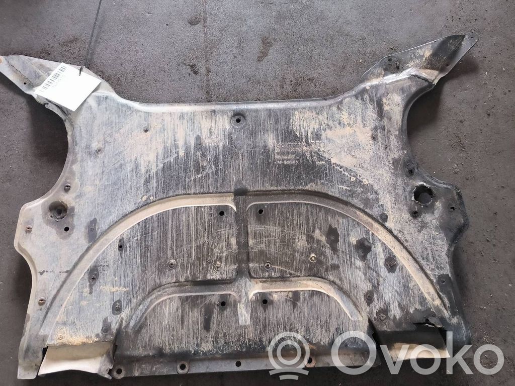 Engine splash shield/under tray   3D0825233