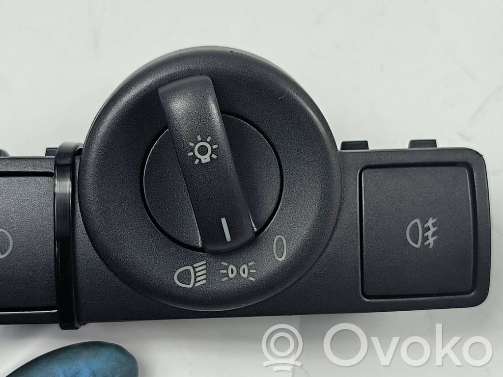 Light switch   3D0941531,04053412