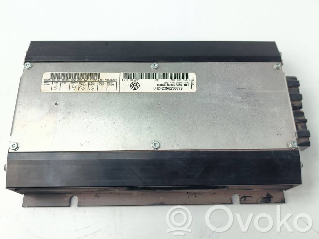 Volkswagen Phaeton Sound amplifier 